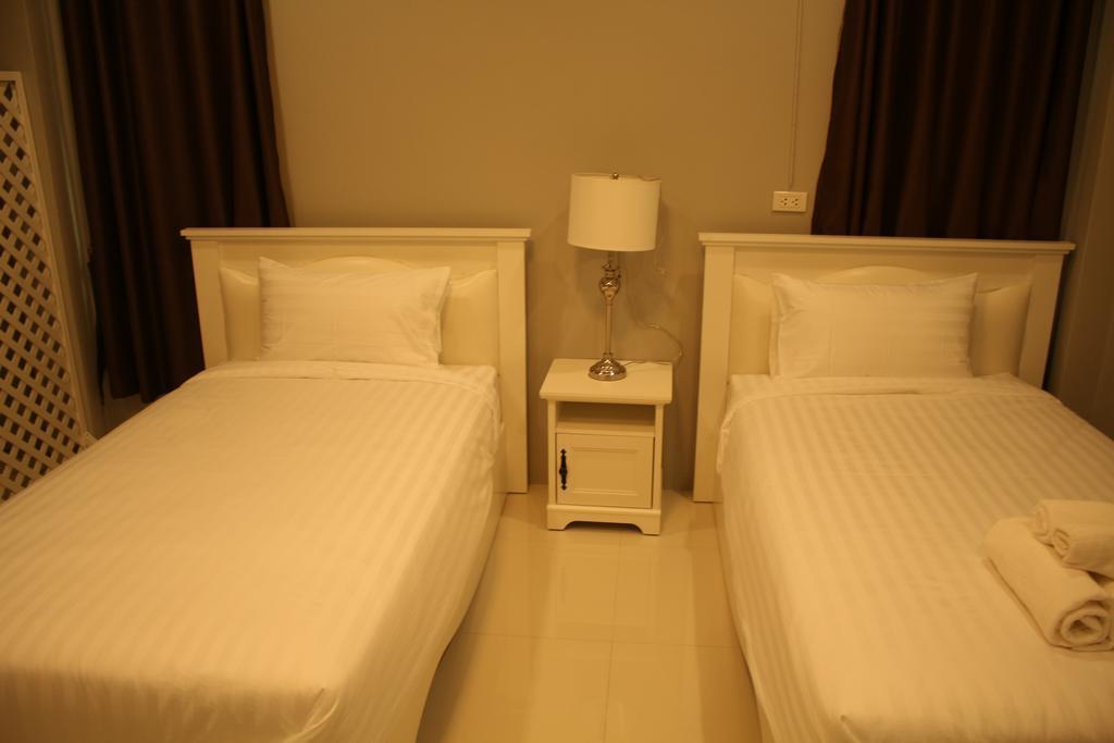 Baan Nai Gong Hotell Nan Exteriör bild