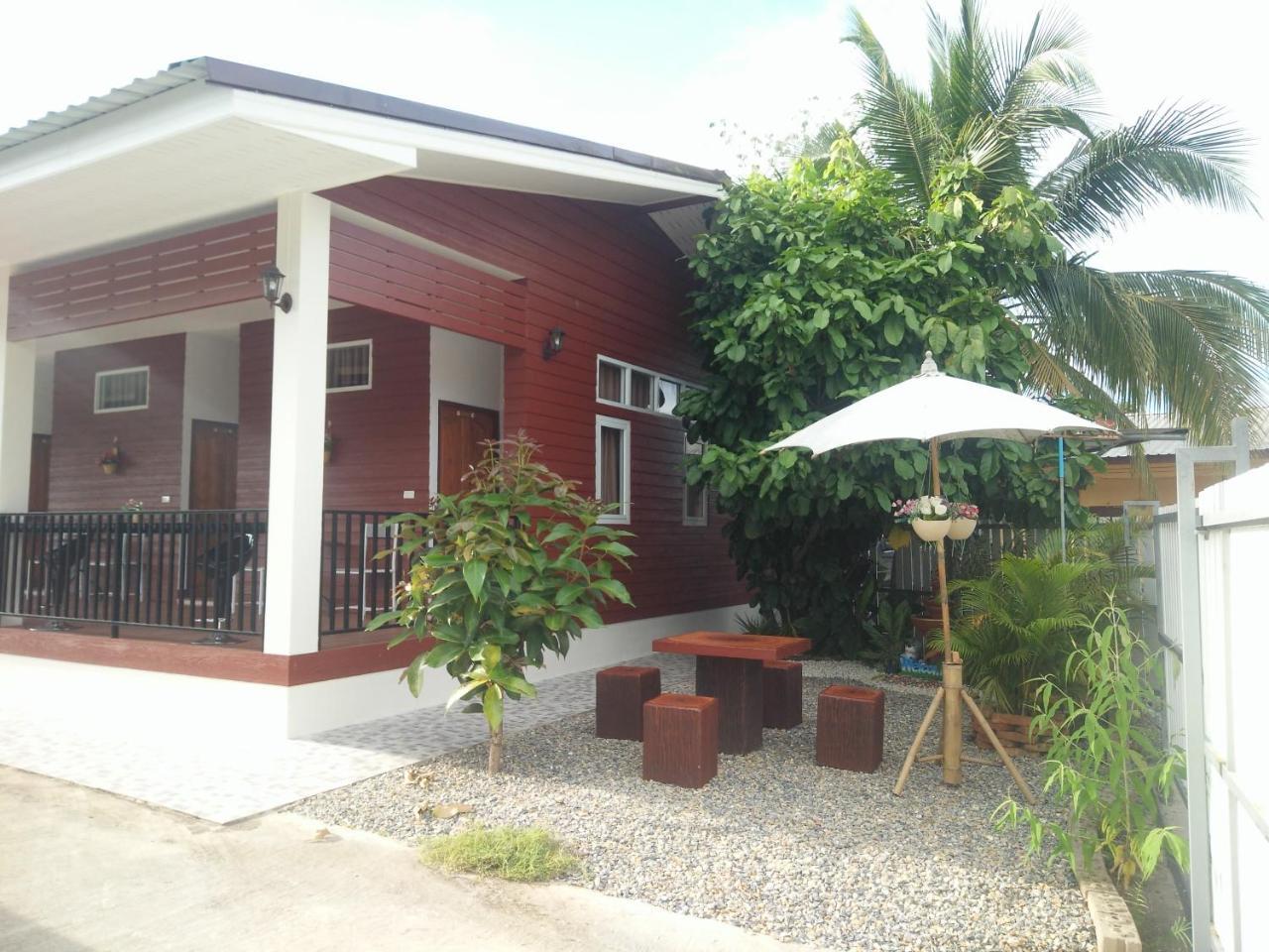 Baan Nai Gong Hotell Nan Exteriör bild
